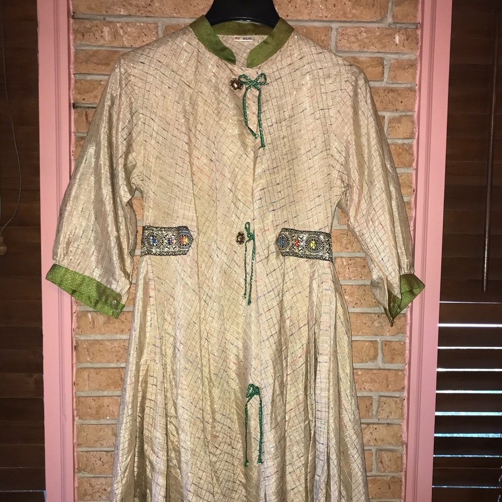 ROOPAM Original Middle Eastern Outfit